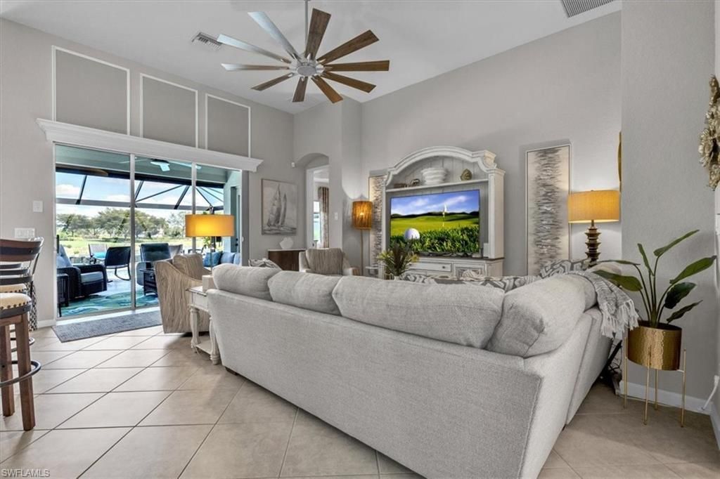 3750 Lakeview Isle Ct, Fort Myers, FL 33905 Photo