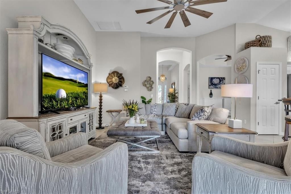 3750 Lakeview Isle Ct, Fort Myers, FL 33905 Photo