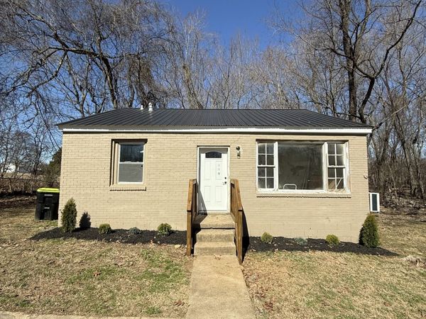 110 Faith Dr , Clarksville, TN 37042