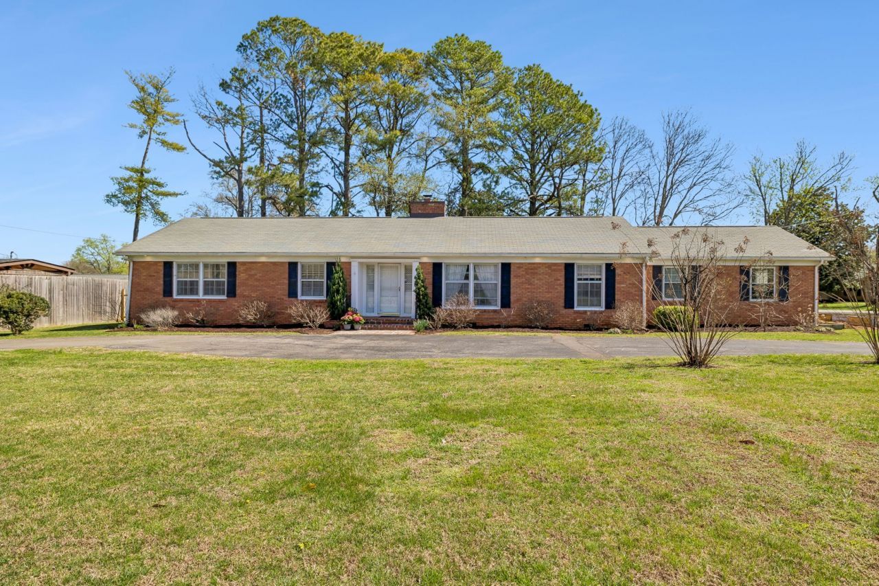 411 Apollo Dr, Murfreesboro, TN 37130 Main Photo