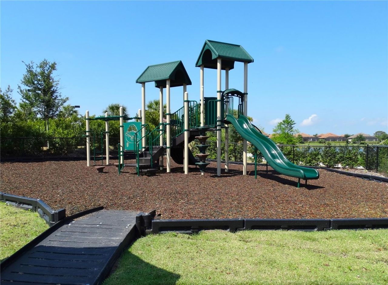 13828 Messina Loop, Unit 203, Bradenton, FL 34211 Photo