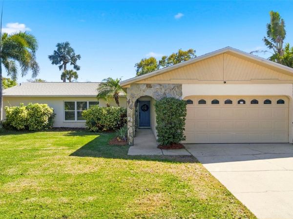 11932 99TH AVENUE, SEMINOLE, FL 33772