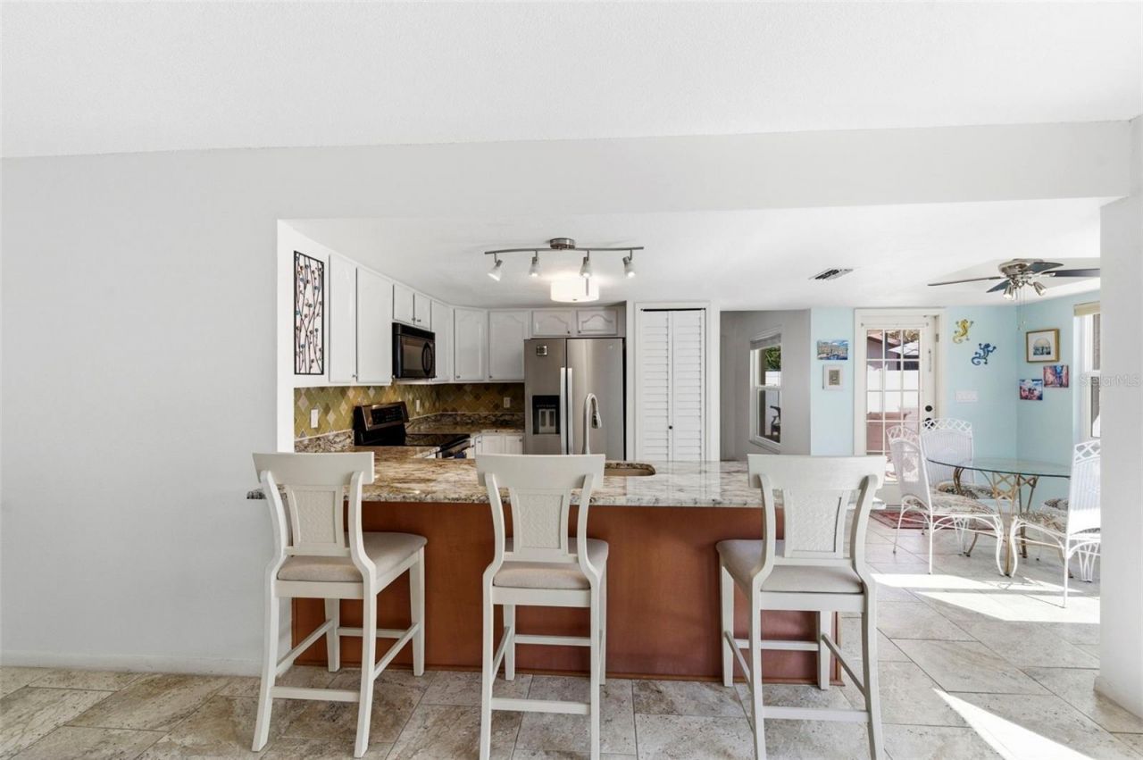 11932 99th Avenue, Seminole, FL 33772 Photo