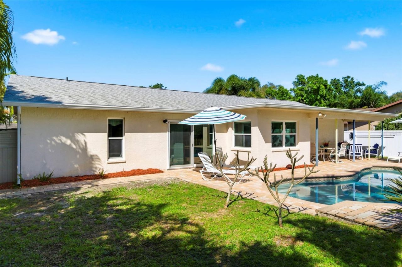 11932 99th Avenue, Seminole, FL 33772 Photo