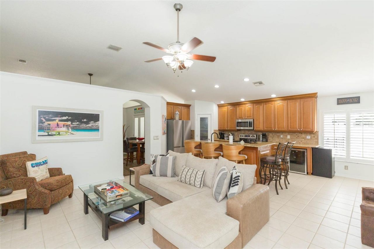 876 Addison Drive Ne, Saint Petersburg, FL 33716 Photo