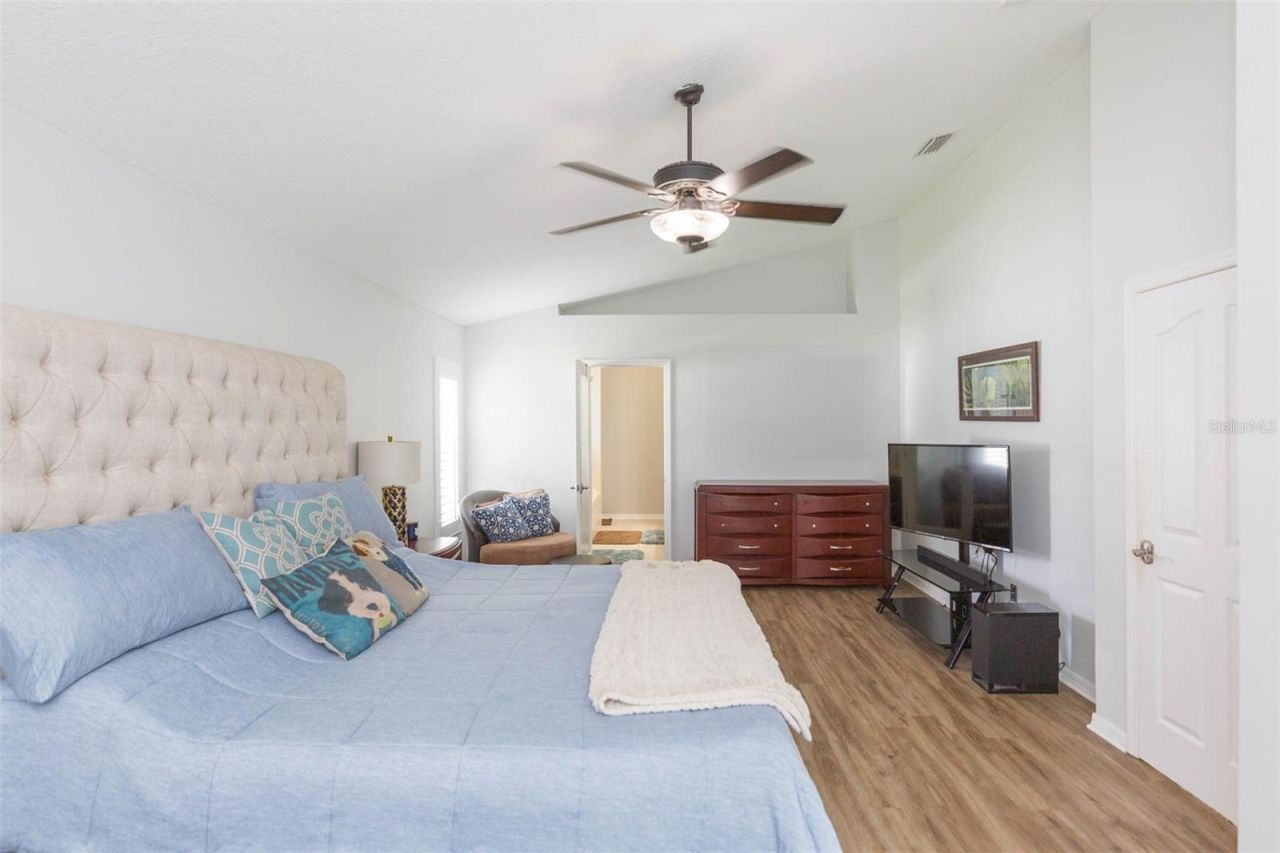 876 Addison Drive Ne, Saint Petersburg, FL 33716 Photo