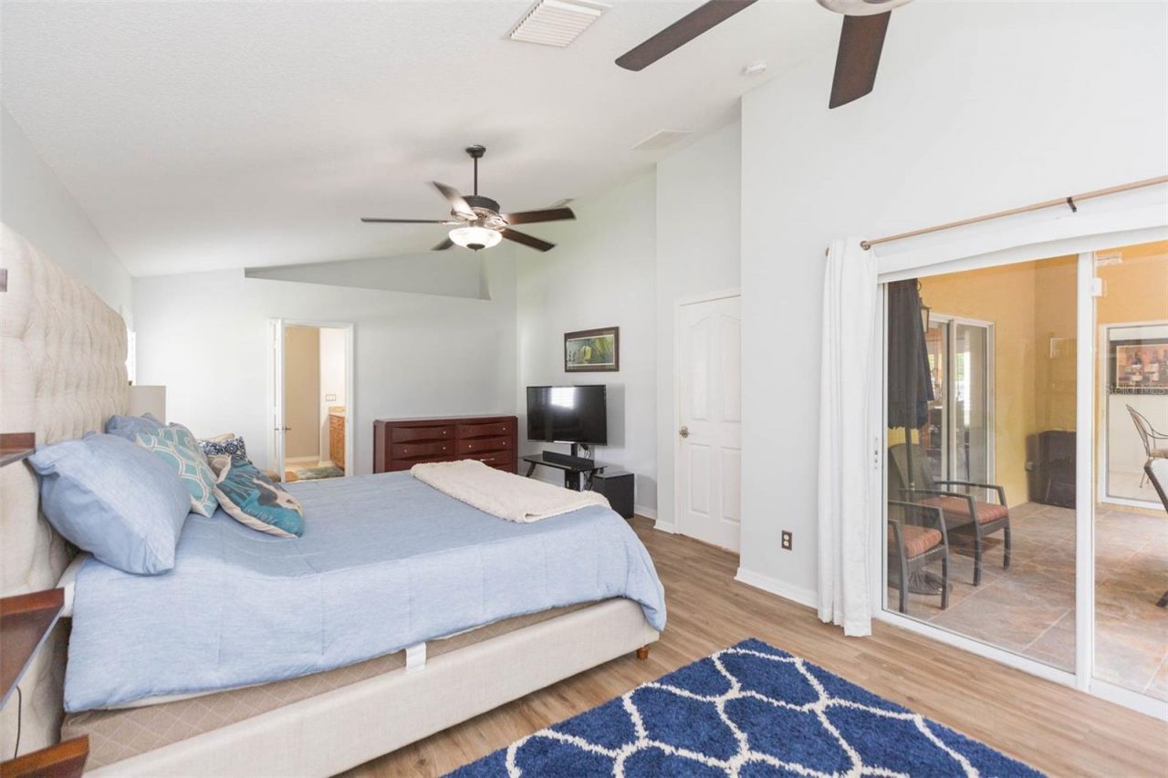 876 Addison Drive Ne, Saint Petersburg, FL 33716 Photo