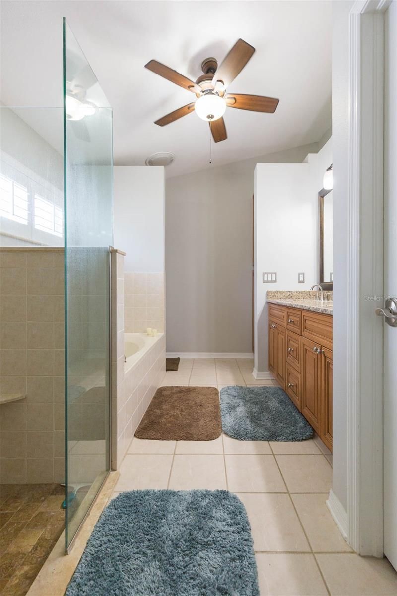 876 Addison Drive Ne, Saint Petersburg, FL 33716 Photo