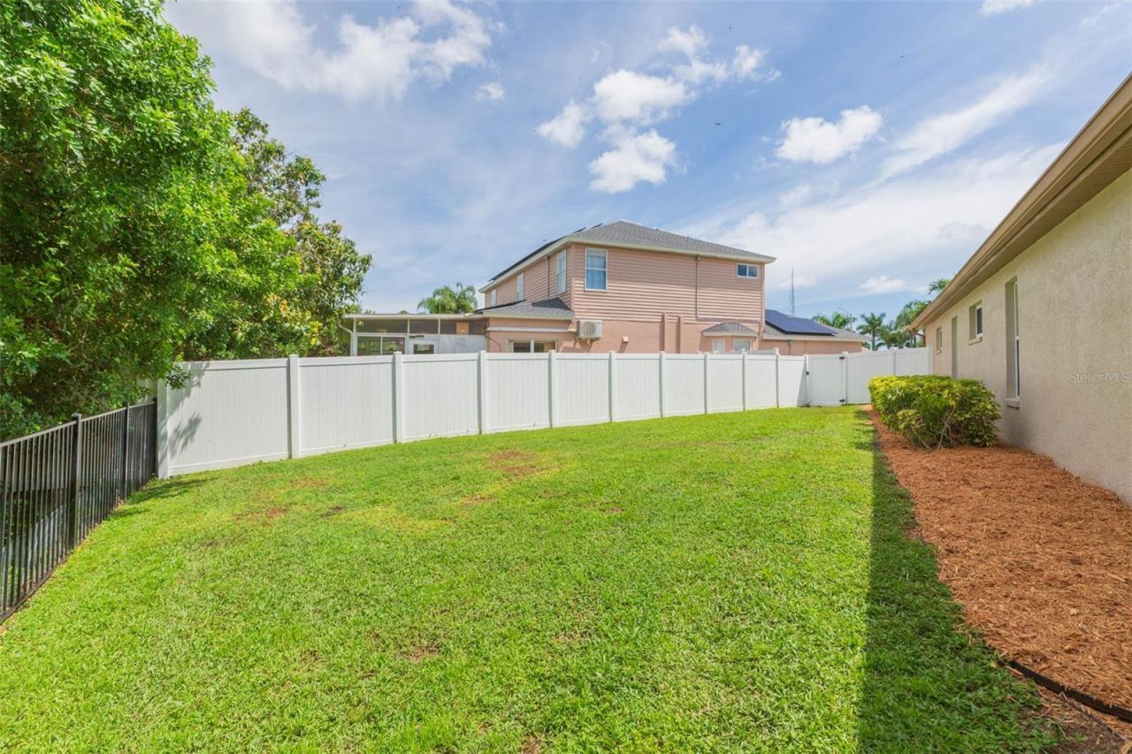 876 Addison Drive Ne, Saint Petersburg, FL 33716 Photo