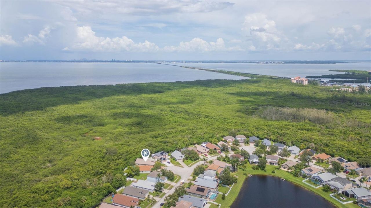 876 Addison Drive Ne, Saint Petersburg, FL 33716 Photo