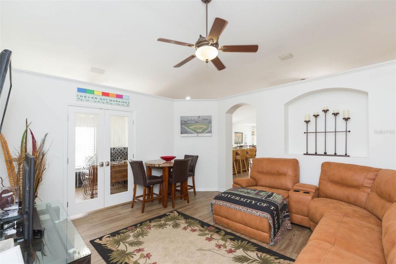 876 Addison Drive Ne, Saint Petersburg, FL 33716 Photo