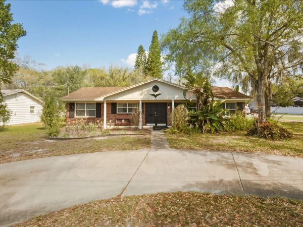 2101 W KYRA DRIVE, TAMPA, FL 33612