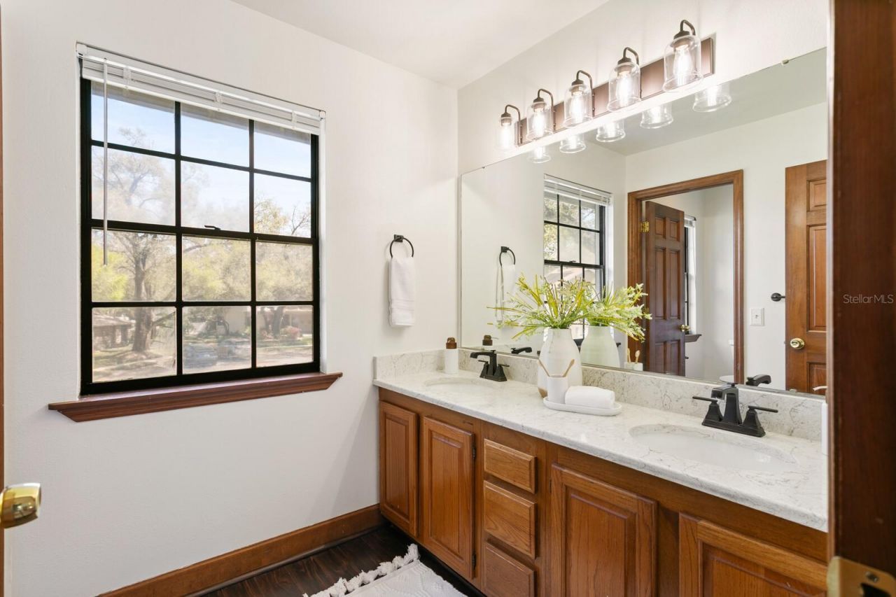 6404 Josephine Arbor Place, Temple Terrace, FL 33617 Photo