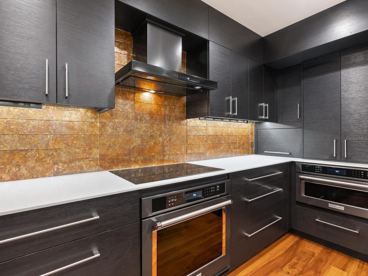 26 Tidy Island Boulevard, Bradenton, FL 34210 Photo