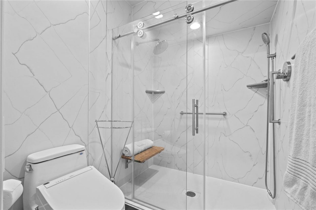 26 Tidy Island Boulevard, Bradenton, FL 34210 Photo