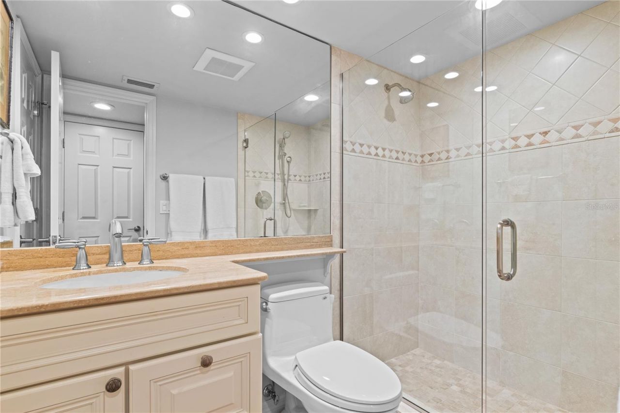 26 Tidy Island Boulevard, Bradenton, FL 34210 Photo