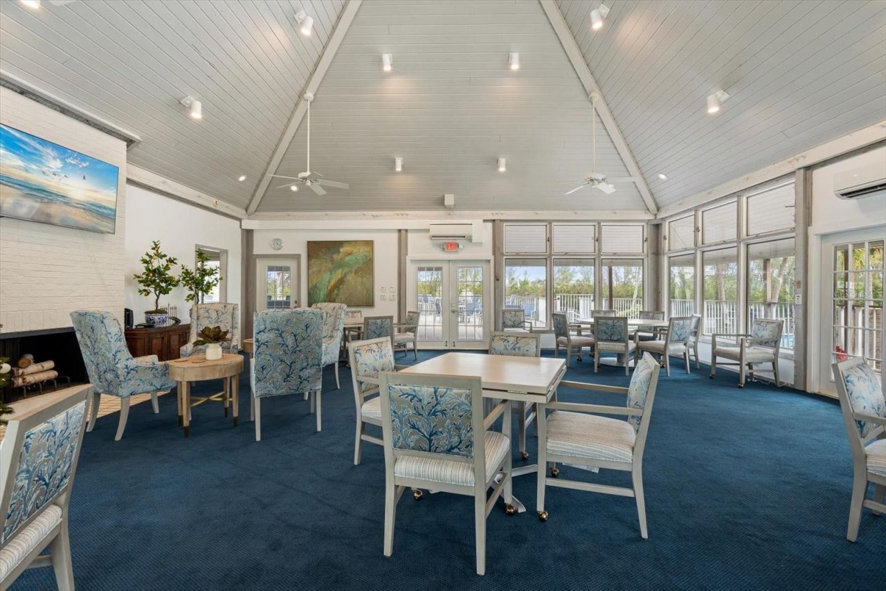 26 Tidy Island Boulevard, Bradenton, FL 34210 Photo