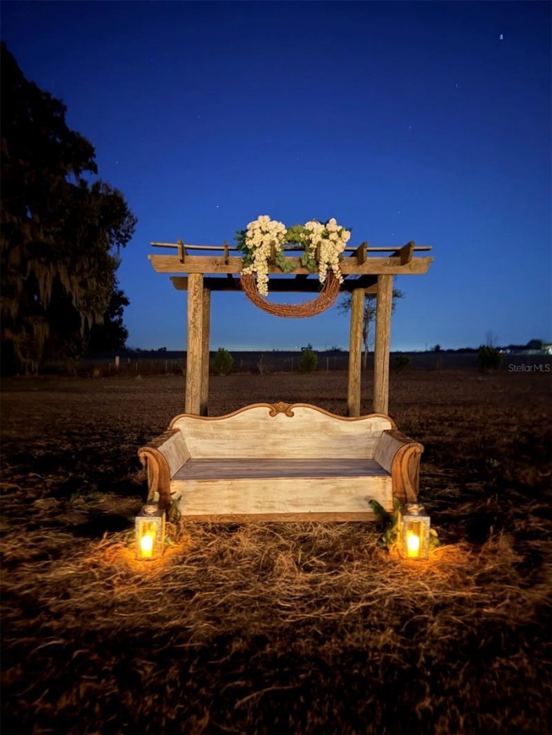 15300 Lake Iola Road, Dade City, FL 33523 Photo