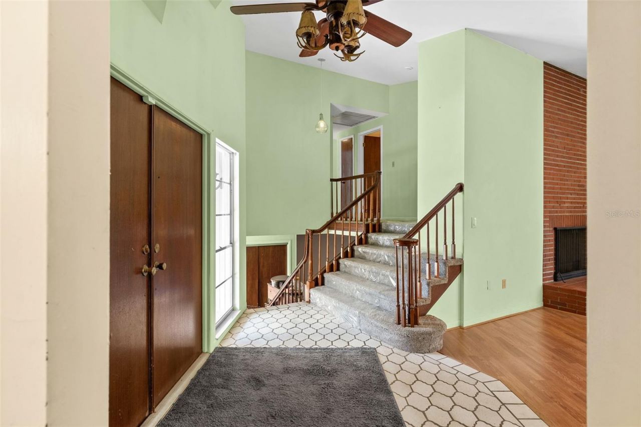 15300 Lake Iola Road, Dade City, FL 33523 Photo