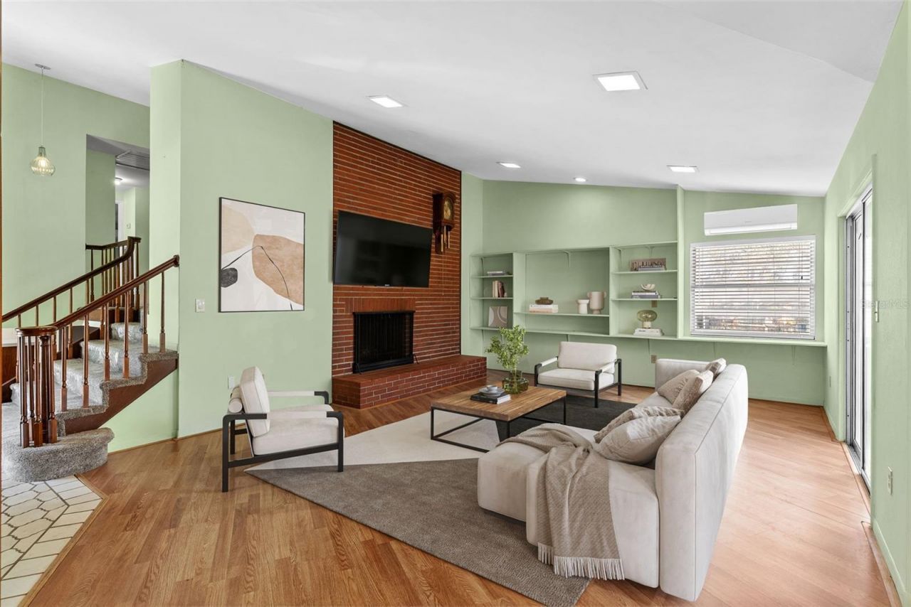 15300 Lake Iola Road, Dade City, FL 33523 Photo