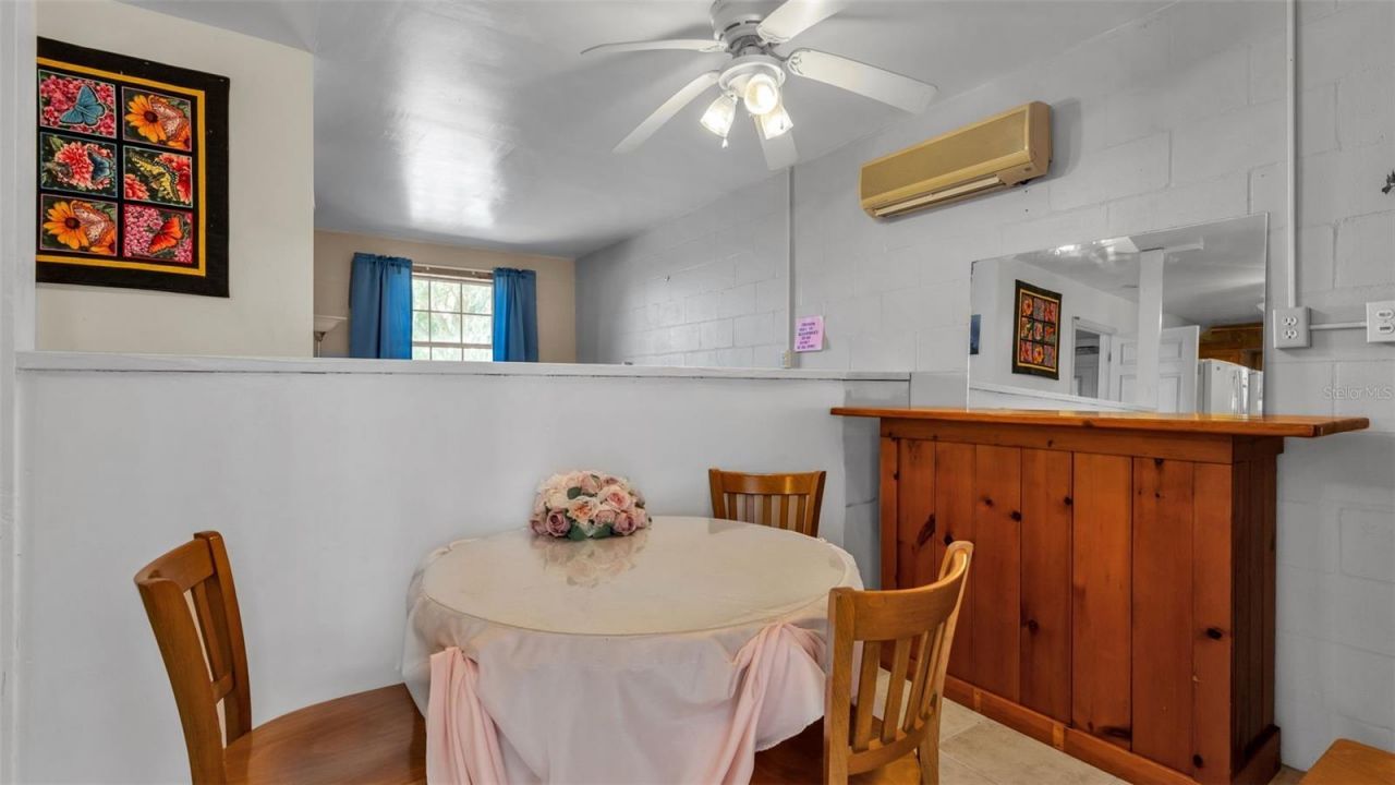 15300 Lake Iola Road, Dade City, FL 33523 Photo