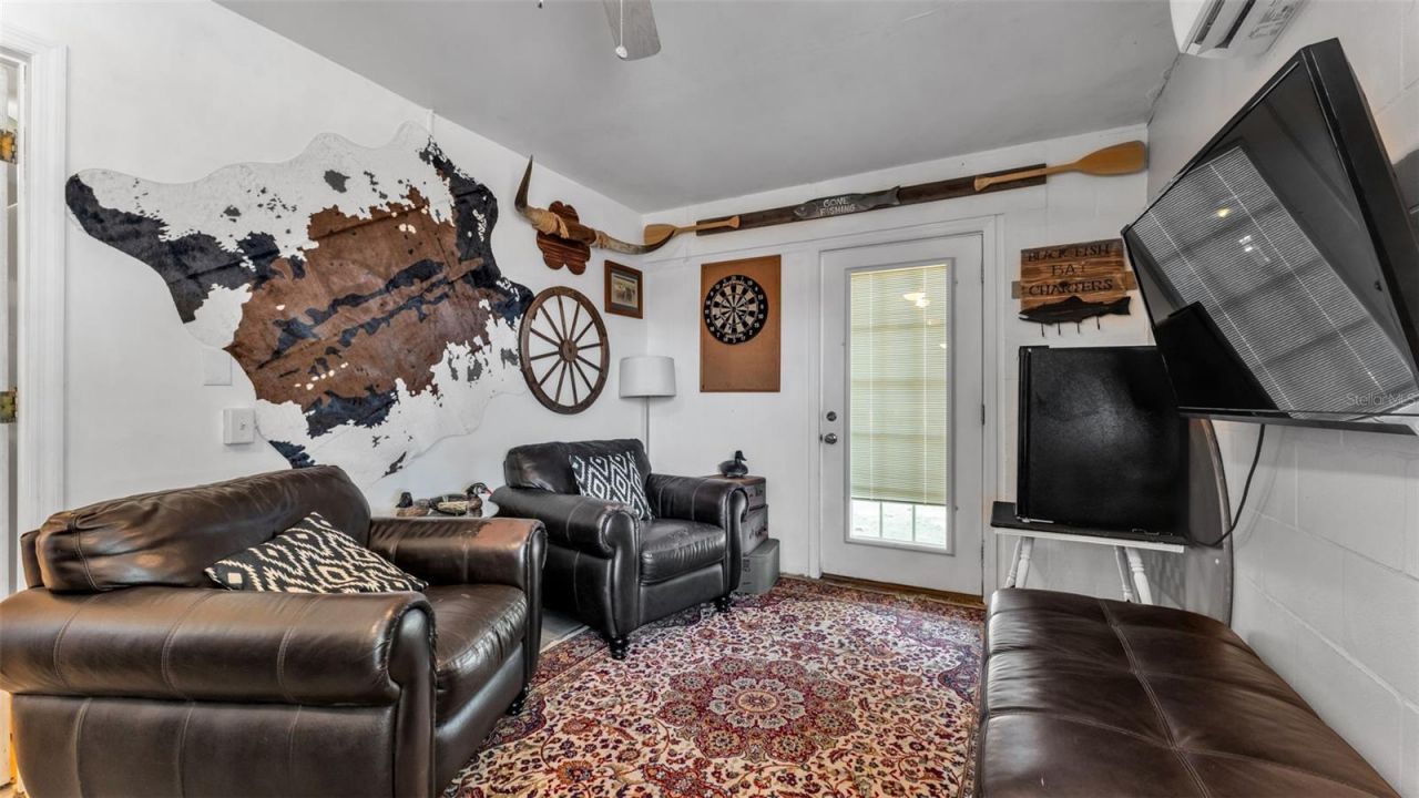 15300 Lake Iola Road, Dade City, FL 33523 Photo