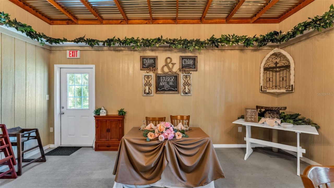 15300 Lake Iola Road, Dade City, FL 33523 Photo