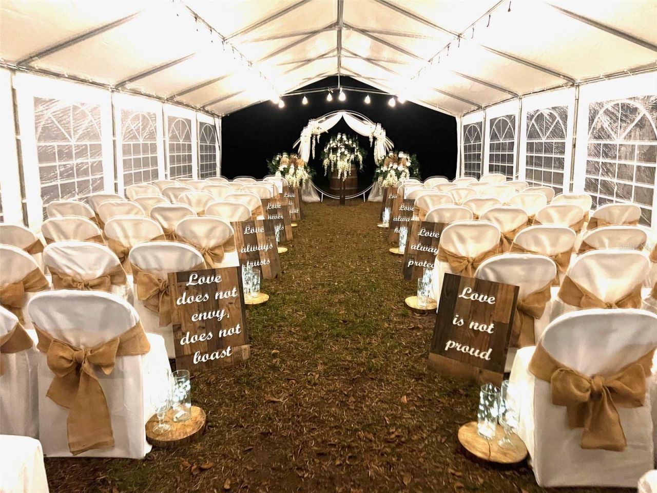 15300 Lake Iola Road, Dade City, FL 33523 Photo