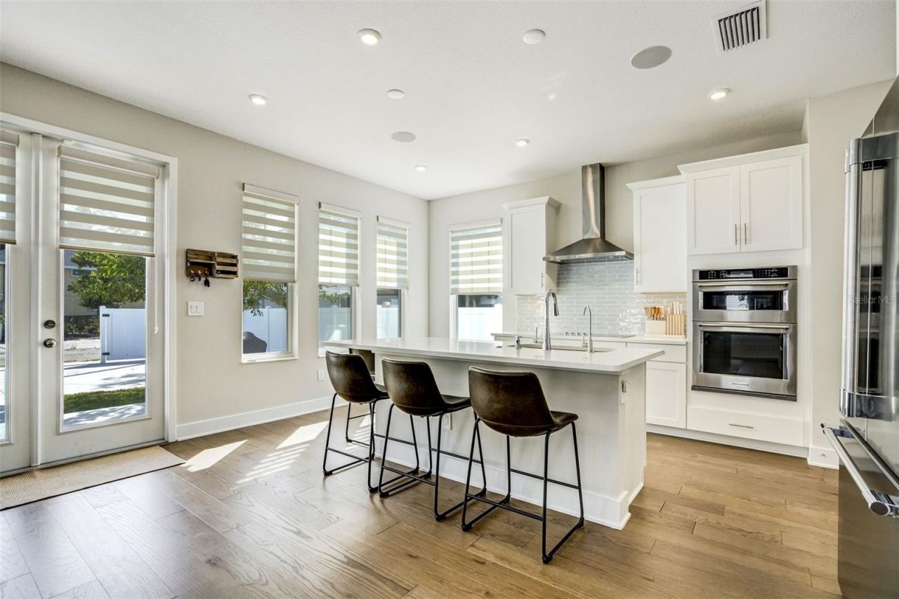 2716 13th Avenue N, Saint Petersburg, FL 33713 Photo