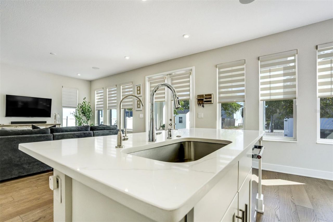 2716 13th Avenue N, Saint Petersburg, FL 33713 Photo