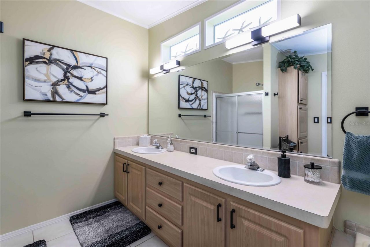 8521 Countess Avenue Circle, Palmetto, FL 34221 Photo