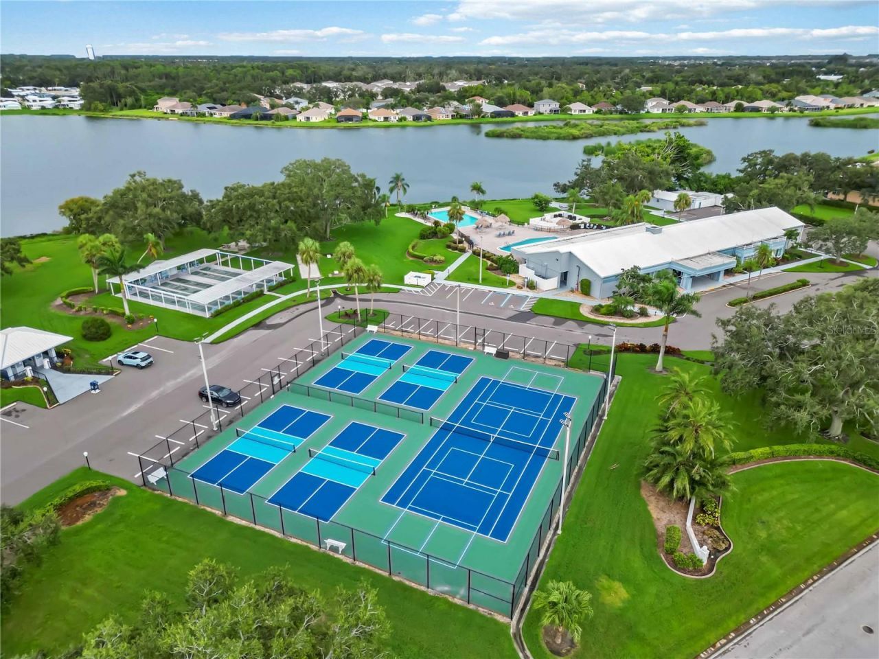 8521 Countess Avenue Circle, Palmetto, FL 34221 Photo