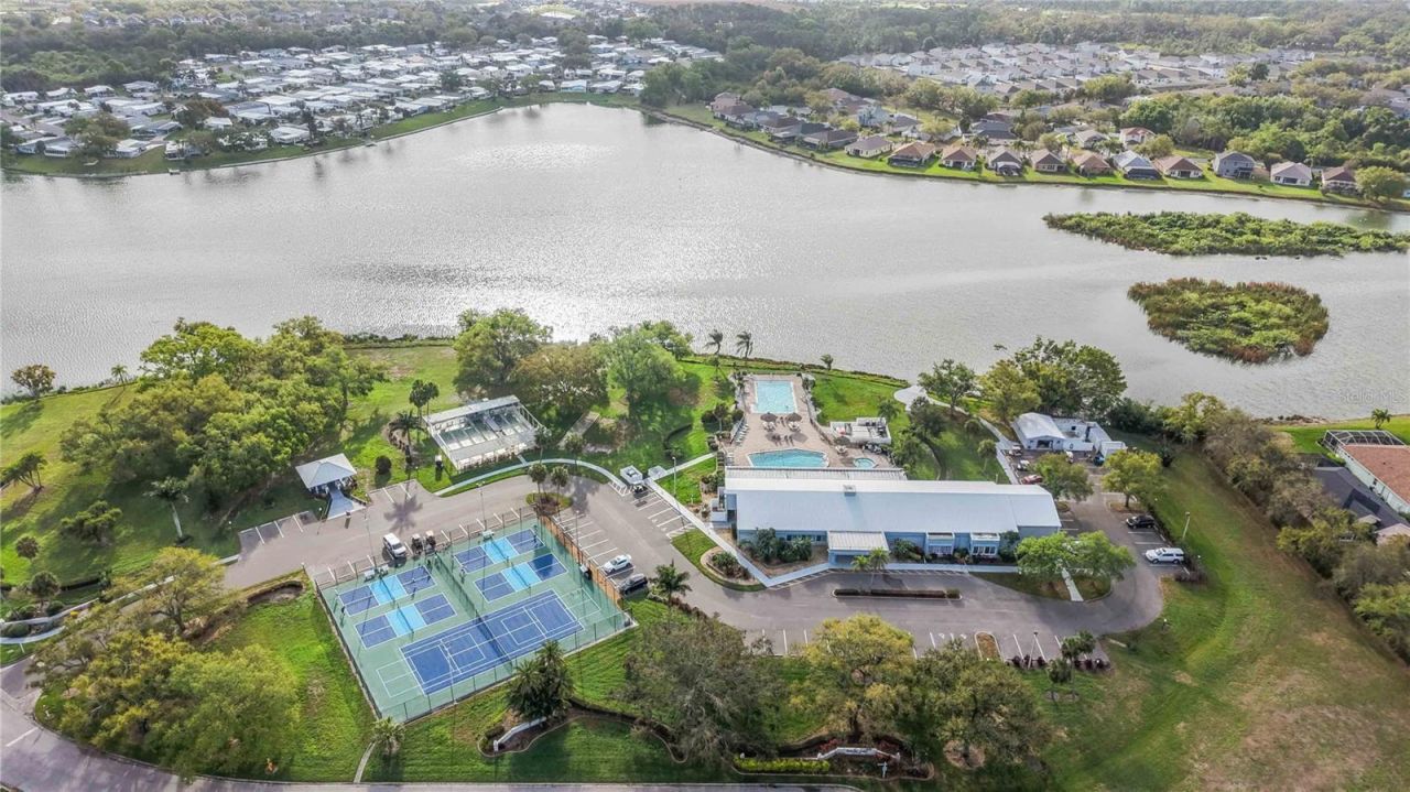 8521 Countess Avenue Circle, Palmetto, FL 34221 Photo