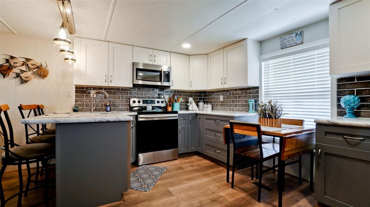 5316 53rd Avenue E, Unit D7, Bradenton, FL 34203 Photo