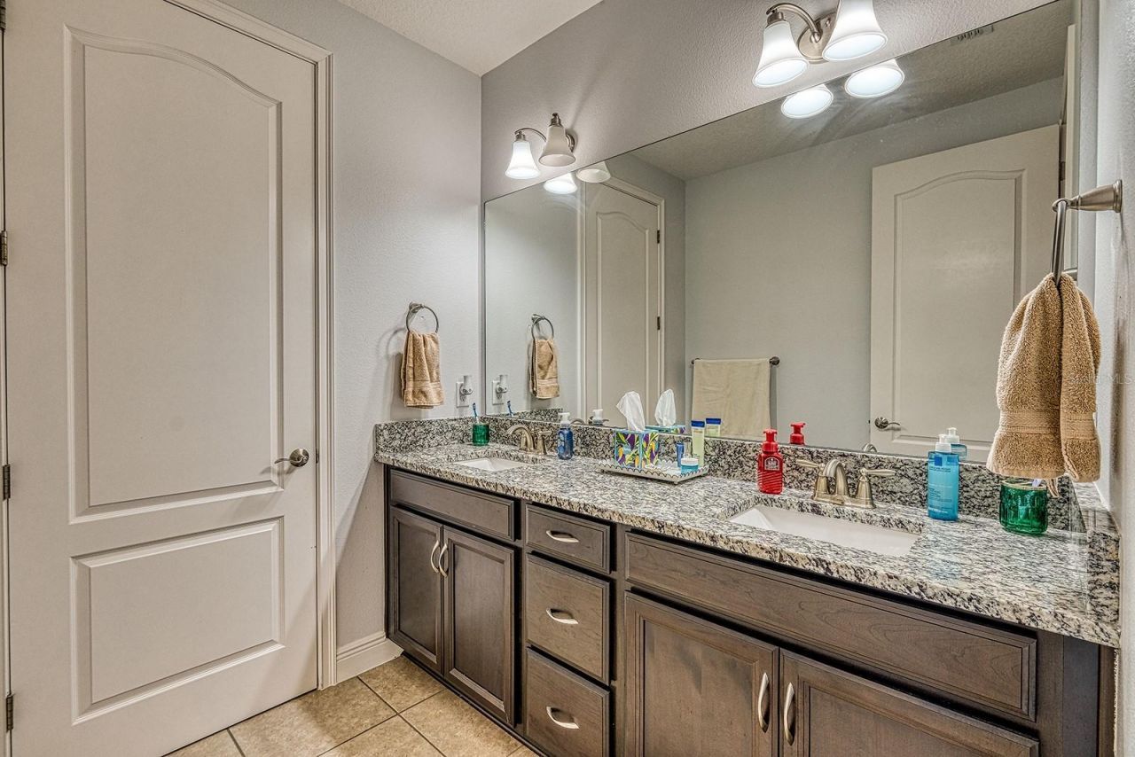 14330 Alafaya Oak Bend, Orlando, FL 32828 Photo