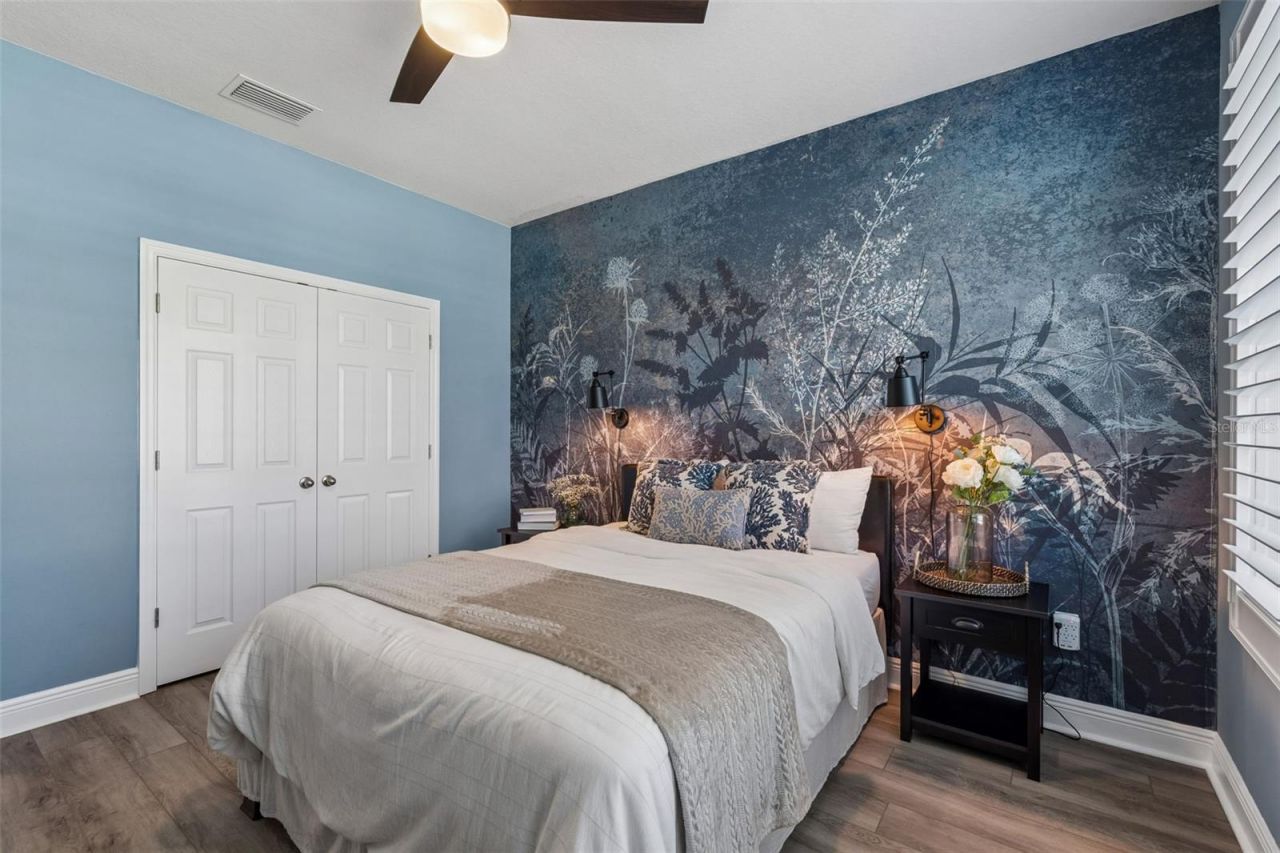 4910 Lakeshore Oaks Court, Tampa, FL 33624 Photo