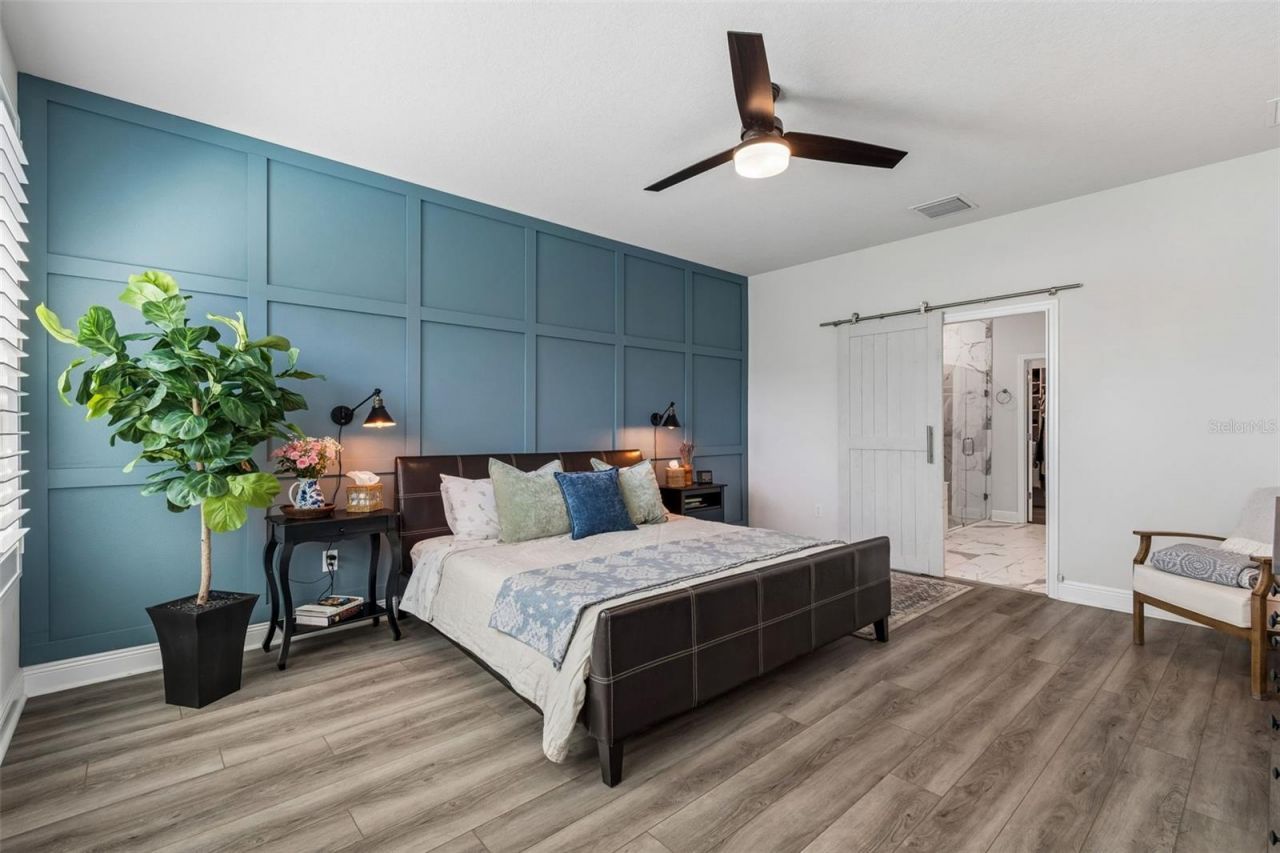 4910 Lakeshore Oaks Court, Tampa, FL 33624 Photo