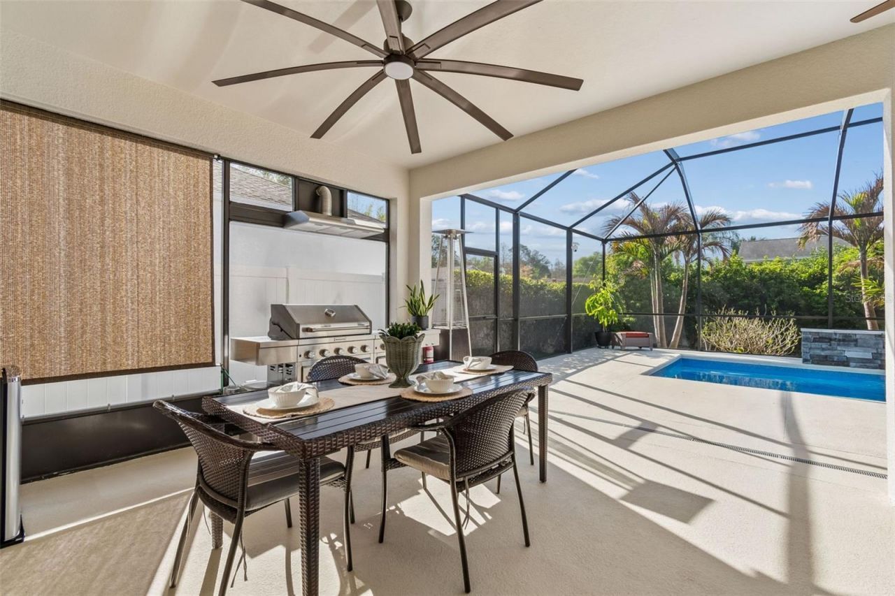 4910 Lakeshore Oaks Court, Tampa, FL 33624 Photo