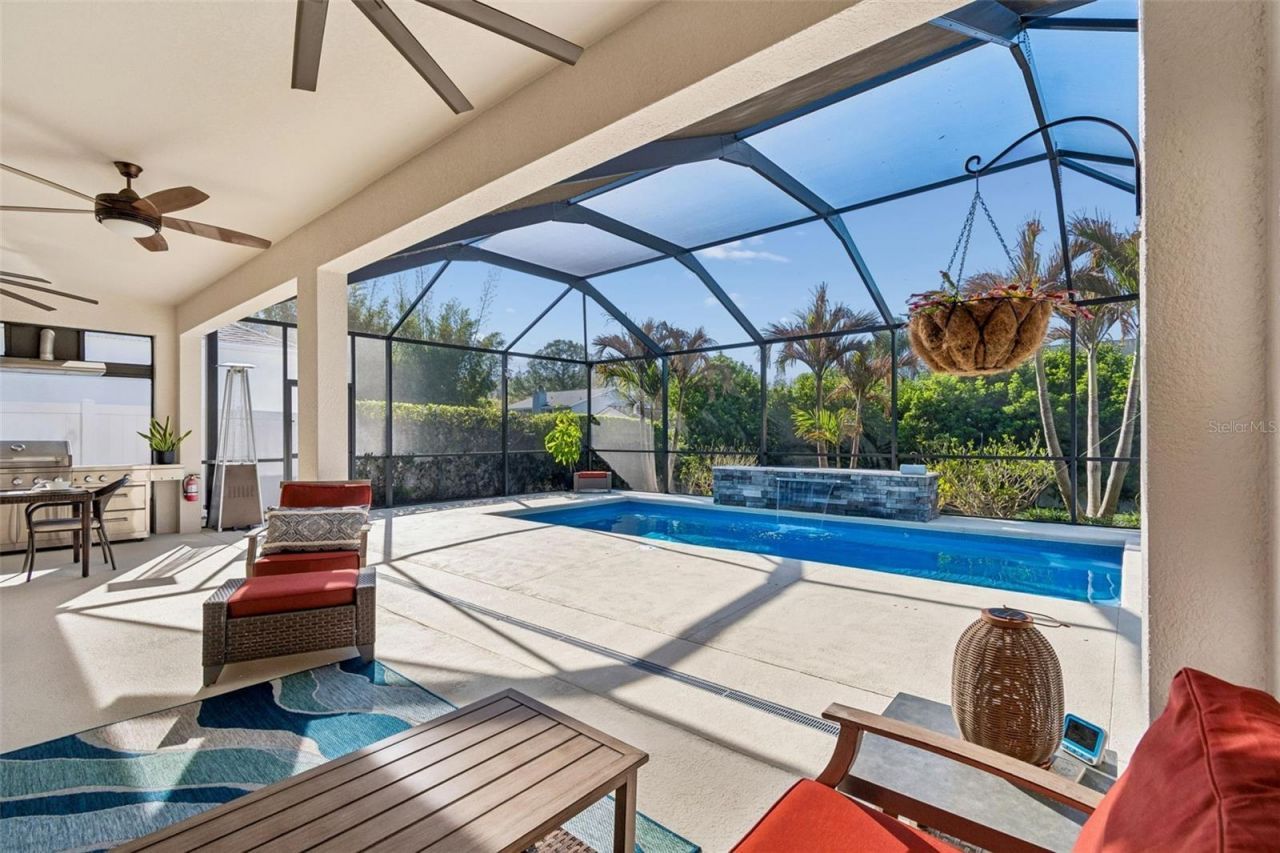 4910 Lakeshore Oaks Court, Tampa, FL 33624 Photo