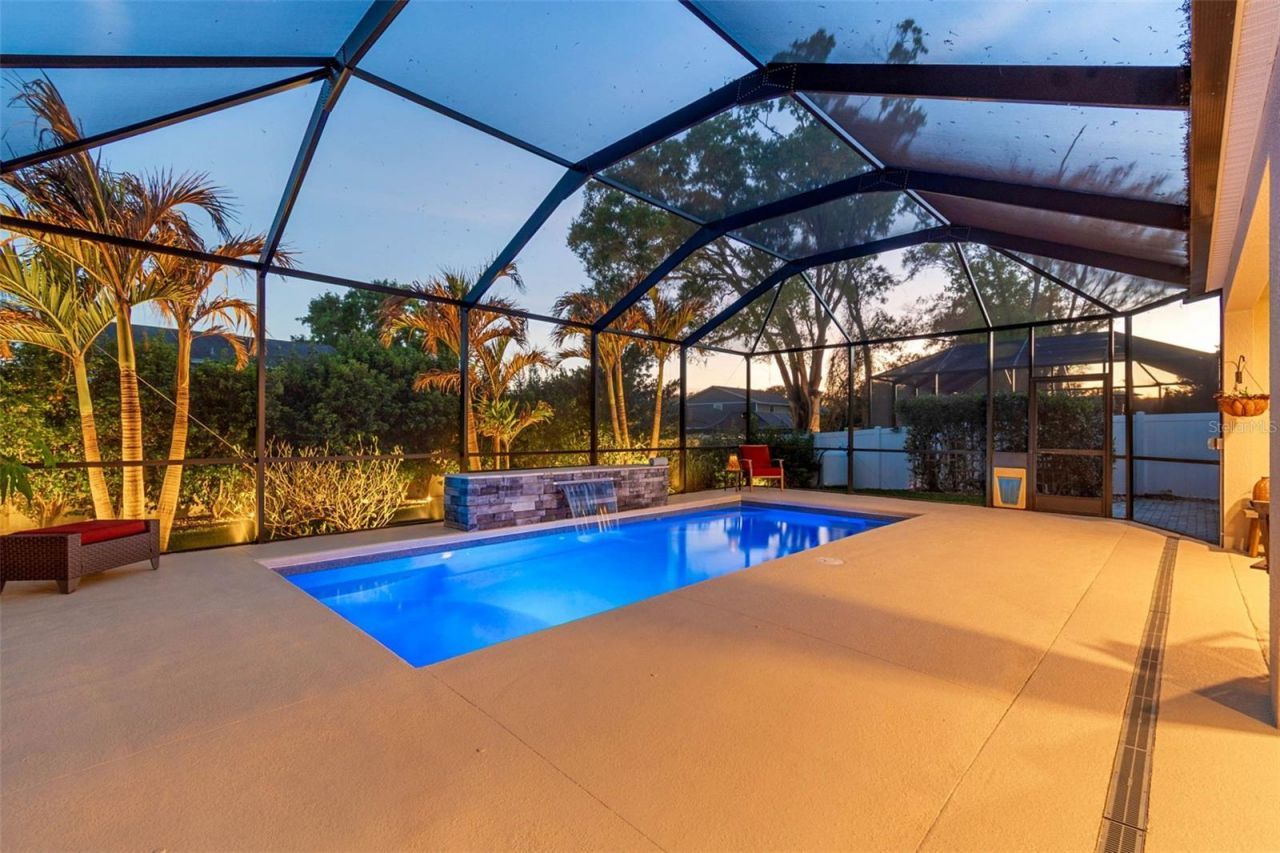 4910 Lakeshore Oaks Court, Tampa, FL 33624 Photo