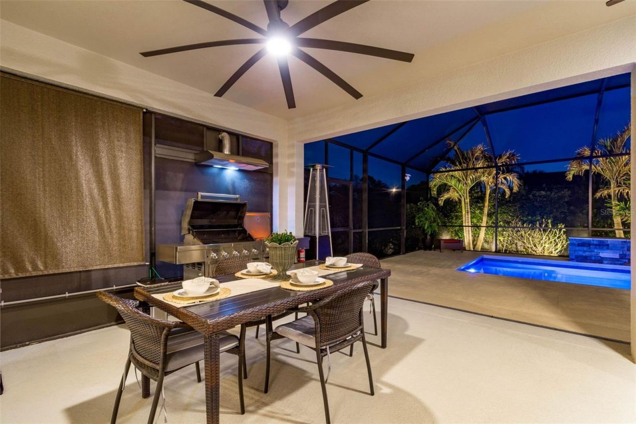 4910 Lakeshore Oaks Court, Tampa, FL 33624 Photo