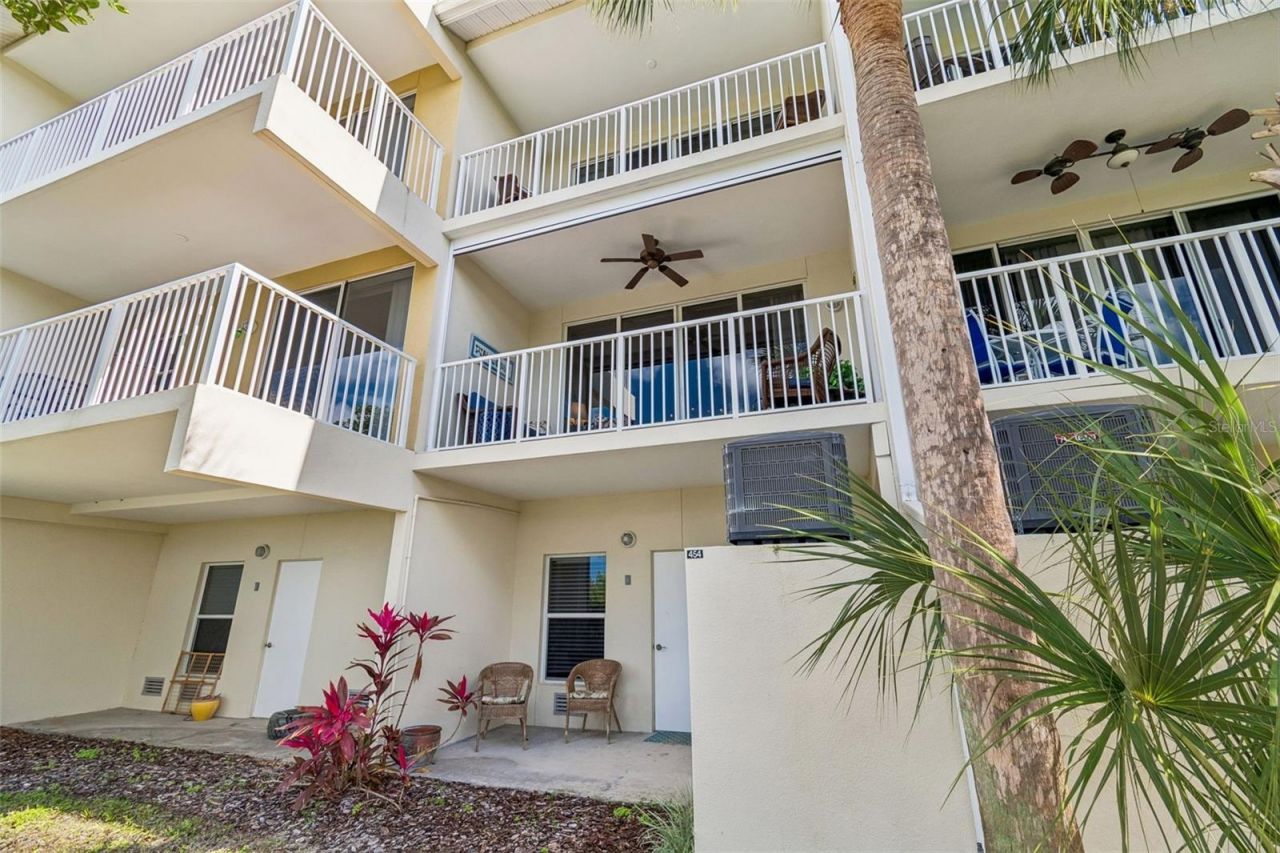454 Bahia Beach Boulevard, Ruskin, FL 33570 Photo