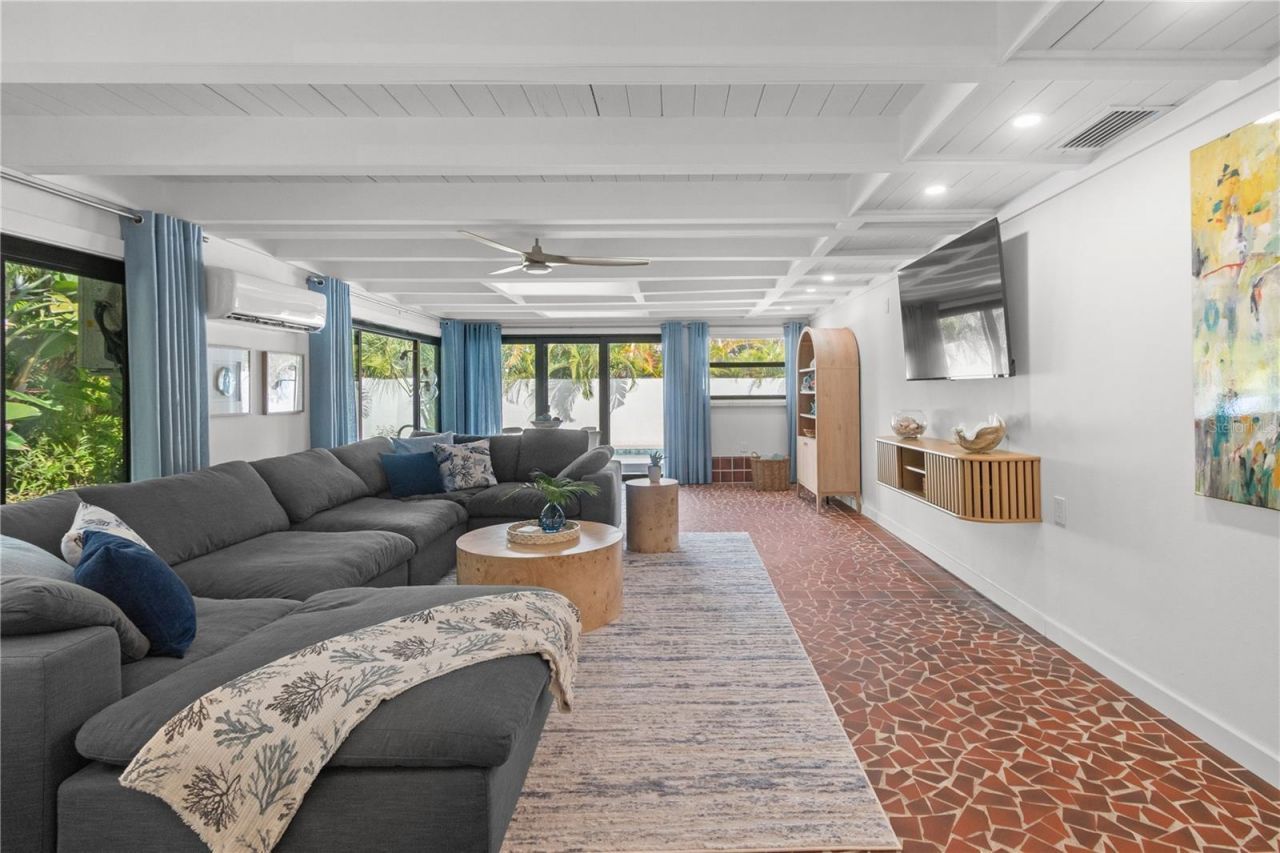 157 Garden Lane, Sarasota, FL 34242 Photo