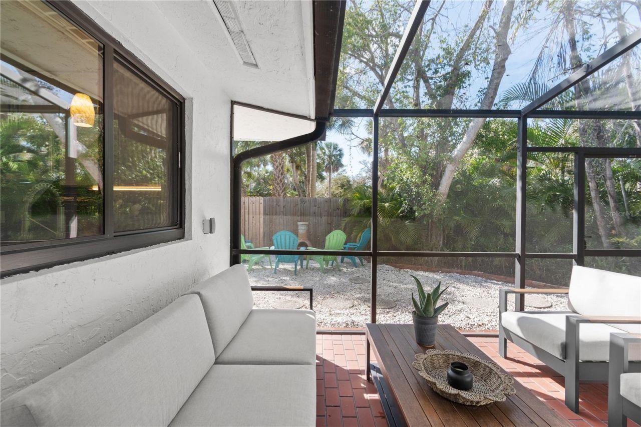 157 Garden Lane, Sarasota, FL 34242 Photo