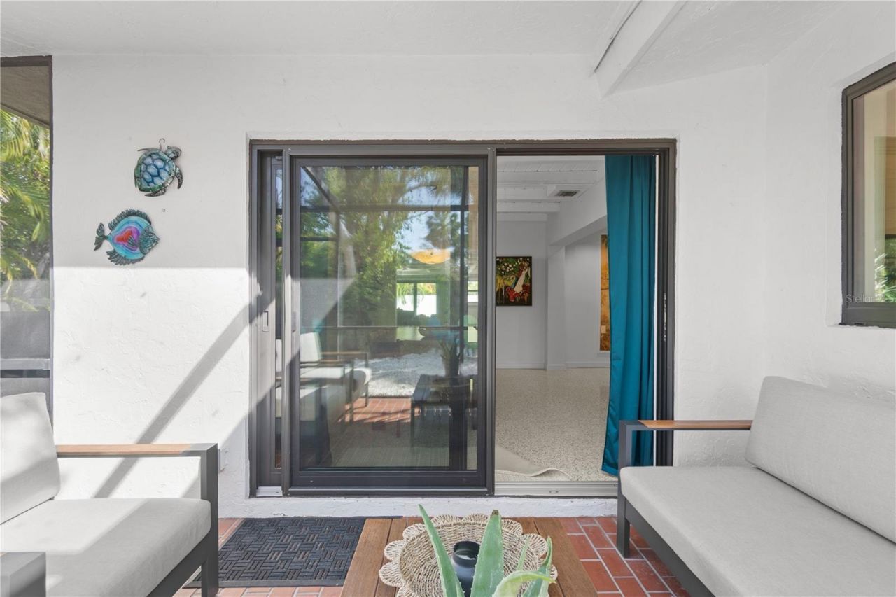 157 Garden Lane, Sarasota, FL 34242 Photo