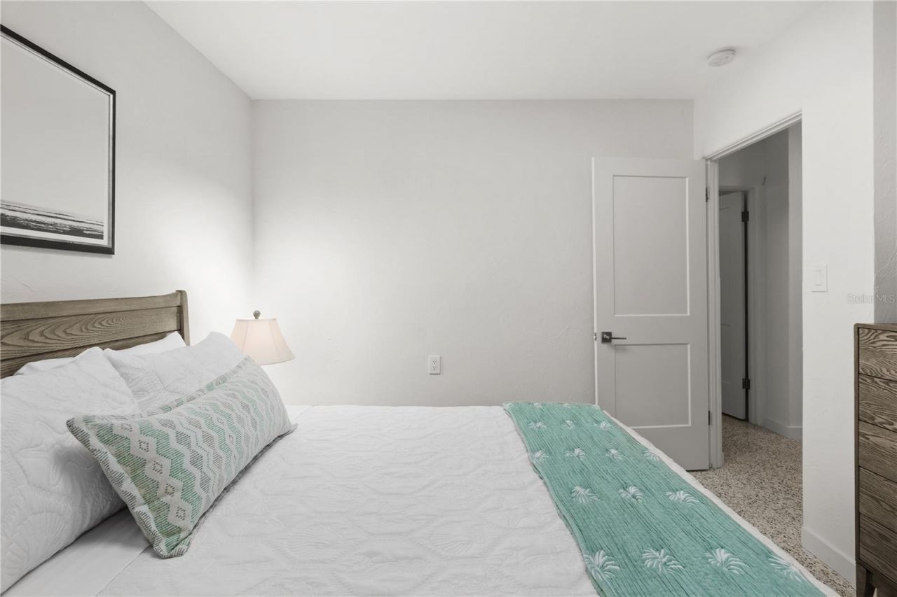 157 Garden Lane, Sarasota, FL 34242 Photo