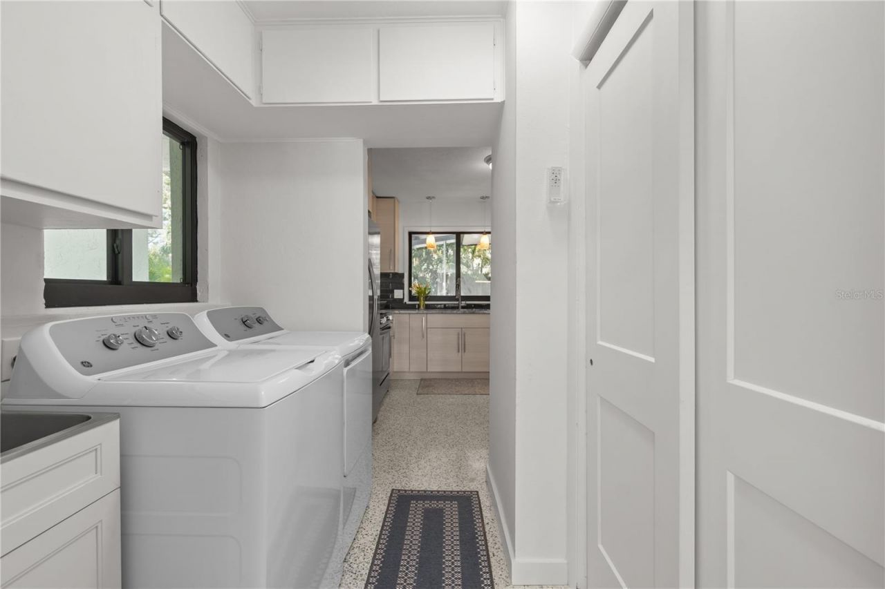 157 Garden Lane, Sarasota, FL 34242 Photo