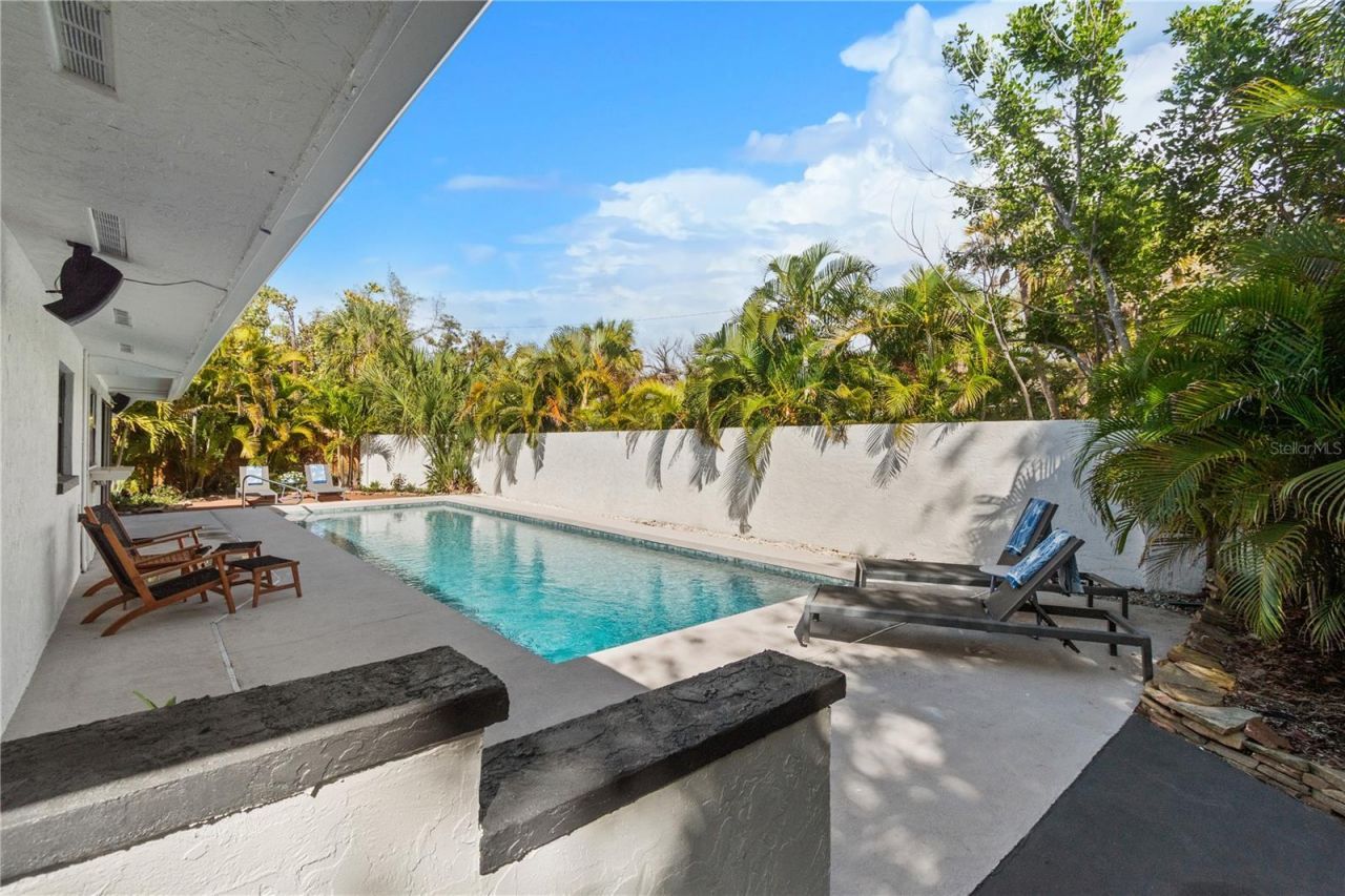 157 Garden Lane, Sarasota, FL 34242 Photo