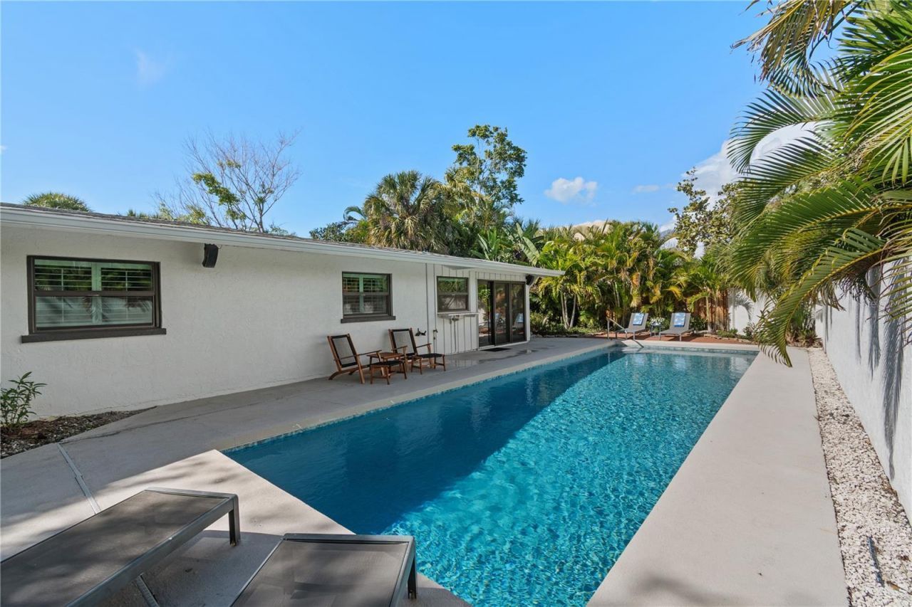 157 Garden Lane, Sarasota, FL 34242 Photo