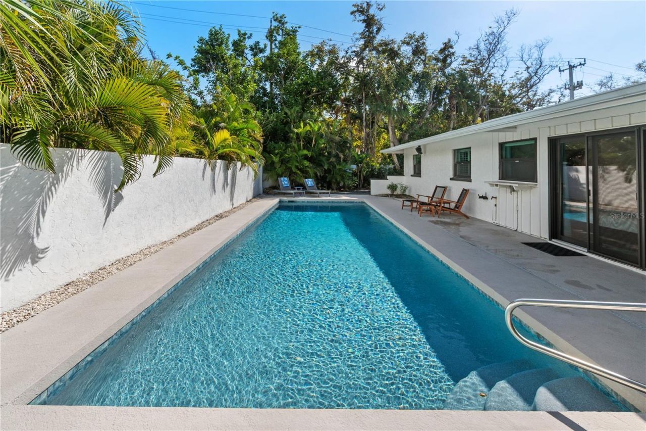 157 Garden Lane, Sarasota, FL 34242 Photo